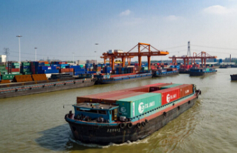 從剛果民主共和國進(jìn)出口代理人必須接受并配合海關(guān)實施的衛(wèi)生檢疫