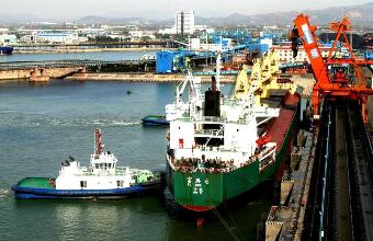 大型工廠有自己的業(yè)務(wù)部門為什么還要委托進(jìn)出報關(guān)公司來協(xié)助