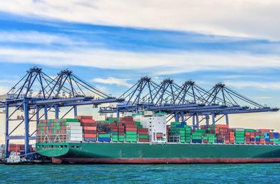 化工品進口報關(guān)需要注意什么?