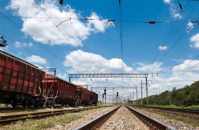 化妝品進(jìn)口報(bào)關(guān)對于保護(hù)消費(fèi)者權(quán)益至關(guān)重要