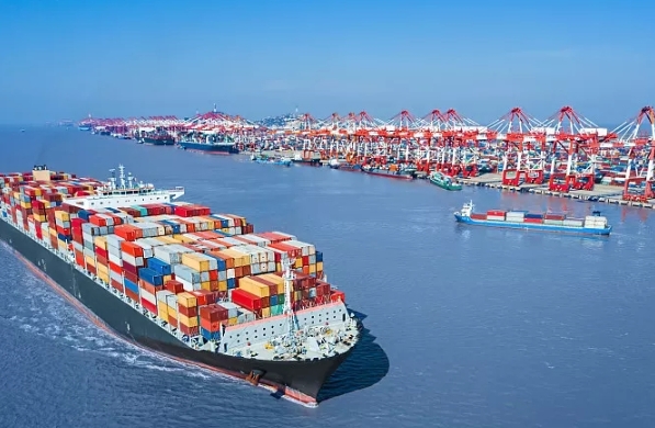 進口貨代是很重要的產(chǎn)業(yè)，為各種規(guī)模的公司提供方便快捷的進口服務(wù)