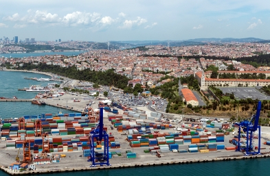 進口貨運代理為跨國貿易的順暢進行鋪設了堅實的基石